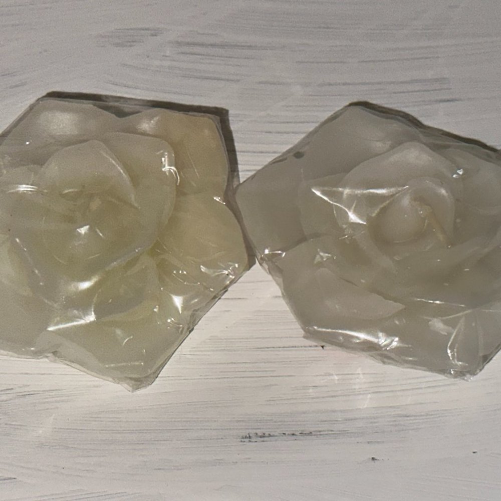 Floating Flower Candles